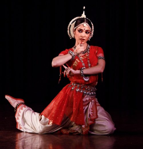 Sustaining the Lyrical Empowered Essence Odissi Dance of Madhyama Segal ...