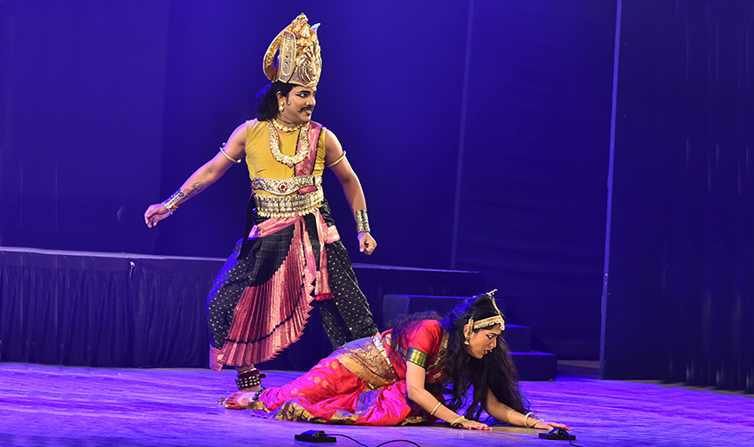 Ashta Bhava Ashta Nritya, Mahabharata, Indian Classical Dance, Eight Classical Dance Forms, Gayatri Mishra, Pune Art and Culture Foundation, Indian Cultural Heritage